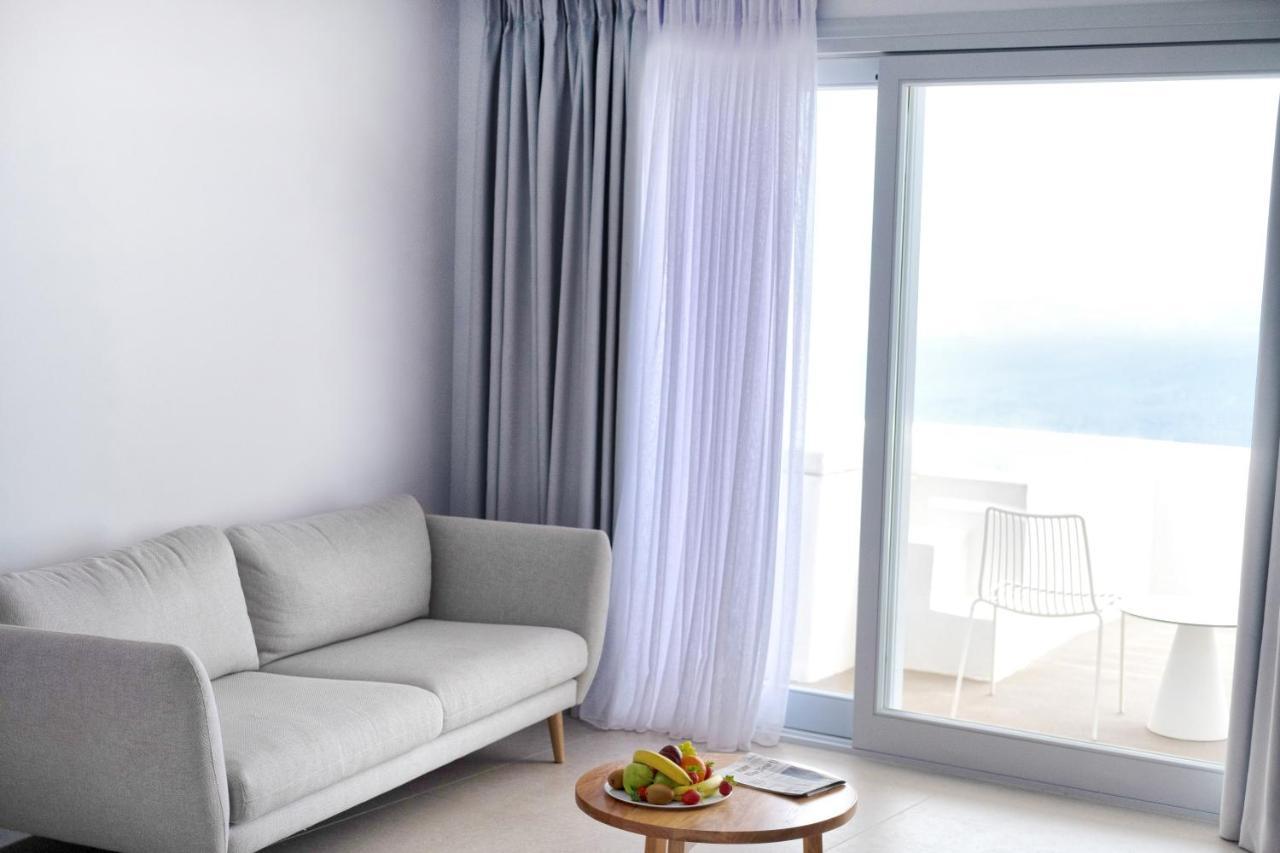 Lilium Santorini 5* Φηρά