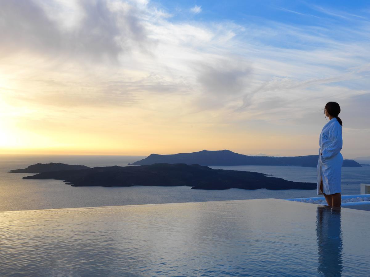 Ξενοδοχείο Lilium Santorini 5*